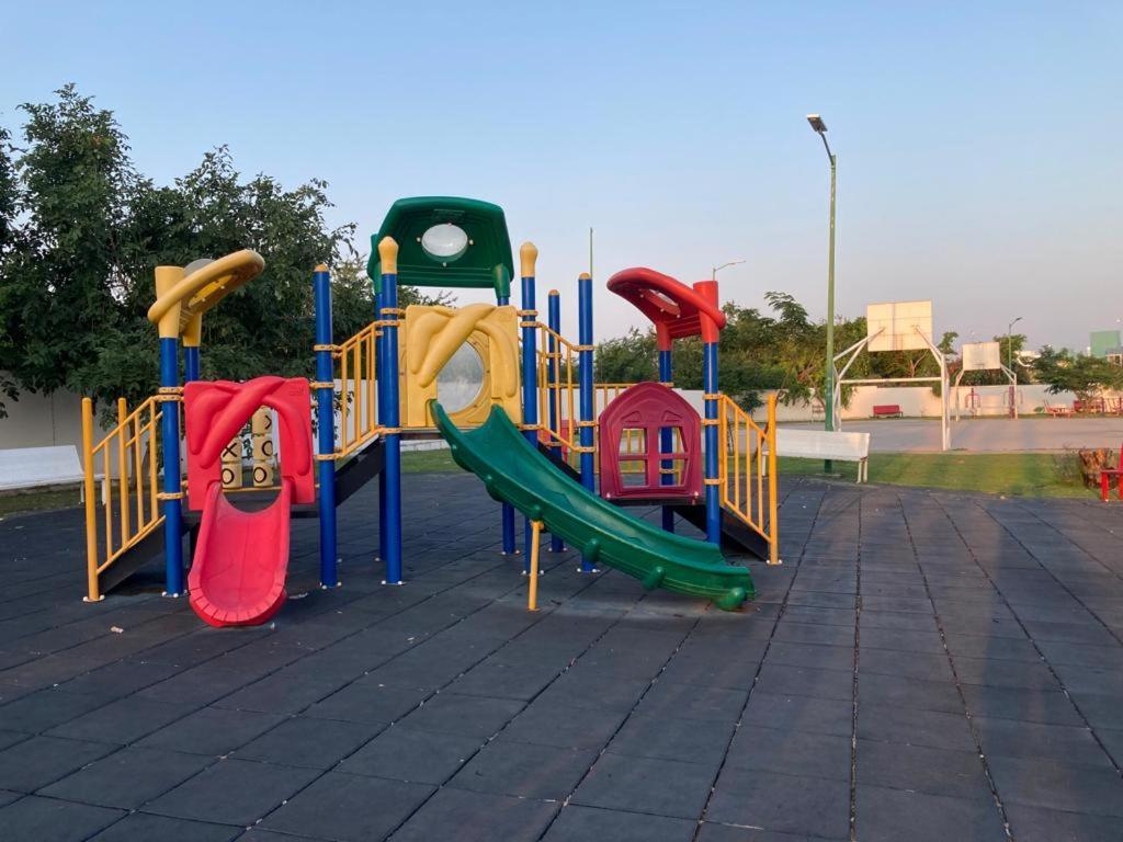 הוילה Naranjo Casa Vacacional Familiar מראה חיצוני תמונה